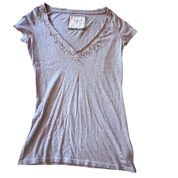 Abercrombie & Fitch Tops - Y2K Abercrombie & Fitch Beaded V Neck Tee Raw Edge McBling Fairy Grunge M
